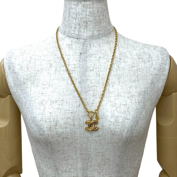 CHANEL Vintage Gold Logo Necklace - Picture 1 of 4